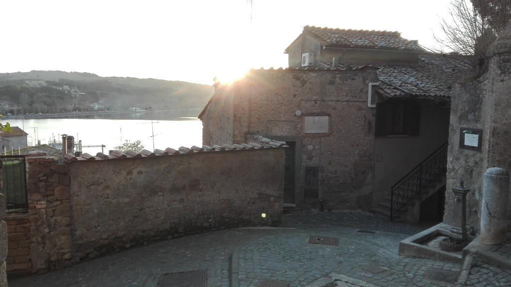 La Torretta Del Lago Villa Anguillara Sabazia Luaran gambar