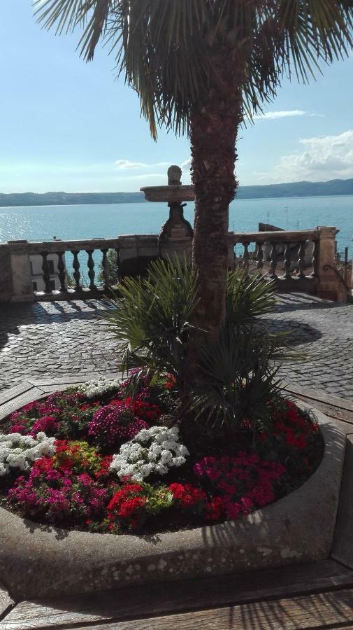 La Torretta Del Lago Villa Anguillara Sabazia Luaran gambar